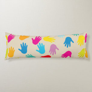 Mains autour du monde coussin du corps