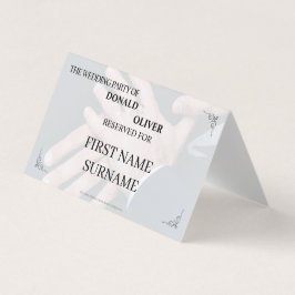 Mains d'un couple de Mariages gais avec anneaux