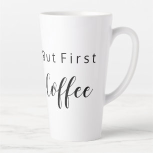 Mais la première tasse de café en latte pour amour