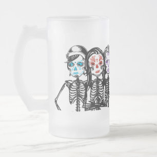 Maitag: Farbe berührt Mattglas Bierglas