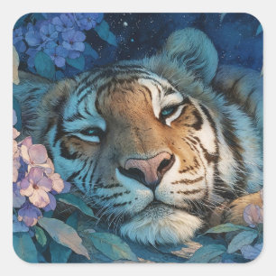 Majestätiger Schlafender Tiger im lila Blumen Gart Quadratischer Aufkleber