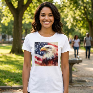 Majestätiges Weißkopfseeadler-Porträt mit amerikan T-Shirt