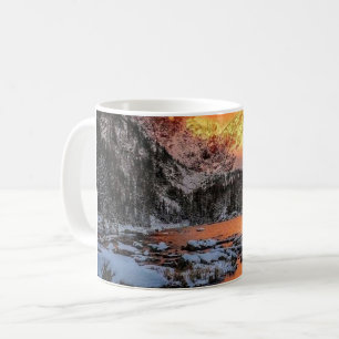 Majestätische Bergsonne Winterlandschaft Natur Kaffeetasse