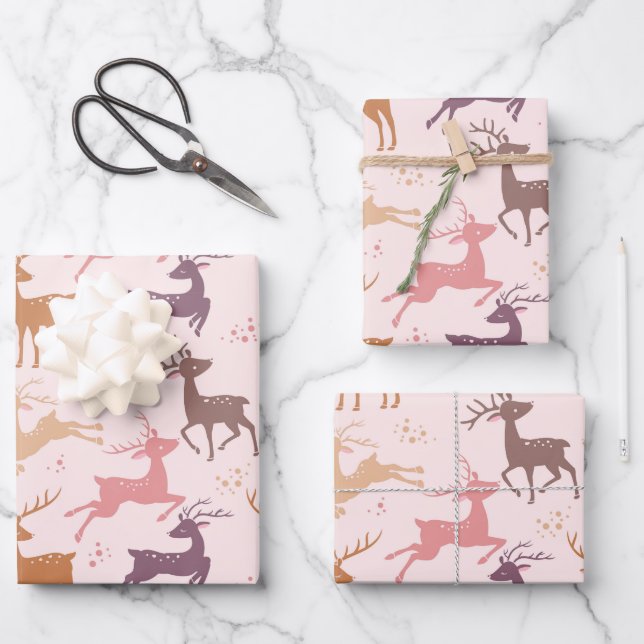 Majestätische Momente: Hirsche und Fauna verzauber Geschenkpapier Set (Vorderseite)