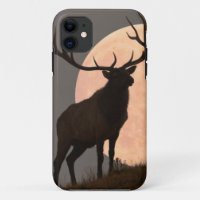 Majestätische Stier-Elch-und Vollmond-Aufstieg
