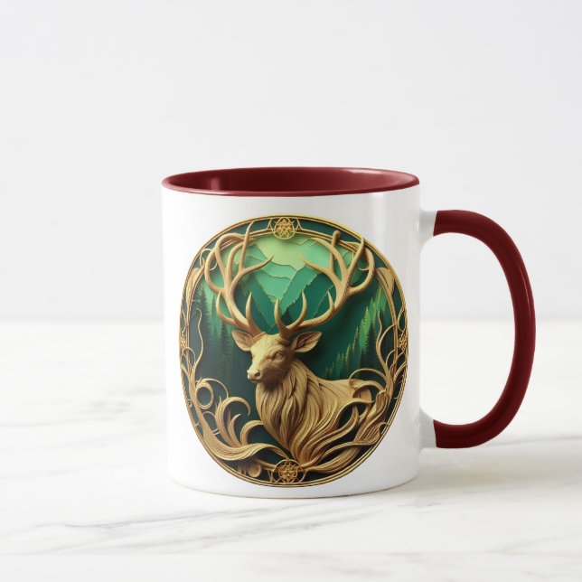 Majestätischer Buck, der in einen ruhigen Wald hin Tasse (Rechts)