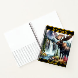 Majestätischer Elch durch einen ruhigen Wasserfall Notizbuch