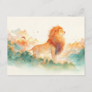 Majestätischer Löwe Nebeliger Bergwald Postkarte
