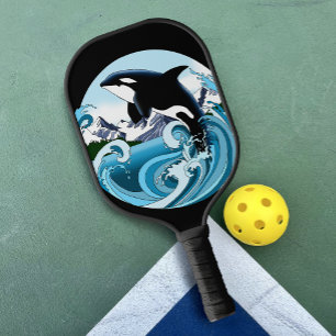 Majestätischer Orca-Schwertwal Blaue Wellen Ozean Pickleball Schläger