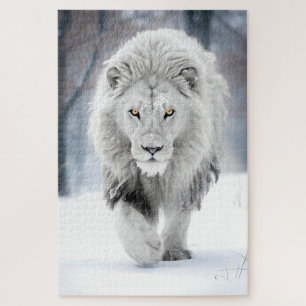 Majestätischer Weißer Löwe im Winter Wonderland De