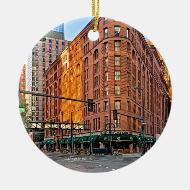 Majestätisches Brown-Palast-Hotel am Keramikornament (Vorne)