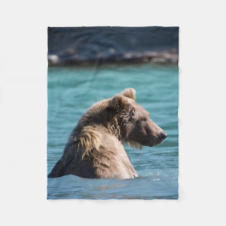 Majestic Alaskan Brown Bear Fleecedecke