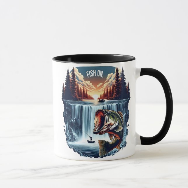 Majestic Bass springt über Wasserfall bei Sonnenun Tasse (Rechts)