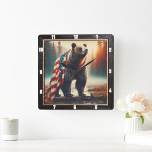 Majestic Bear Patriotic Forest Quadratische Wanduhr