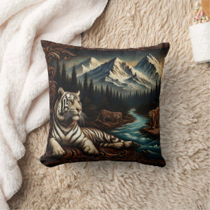 Majestic Bengalisch Tigers by Mountain River Kissen