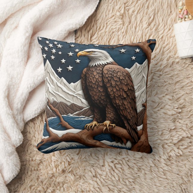 Majestic Eagle mit Blick auf die Serengebirge Kissen (Decke)