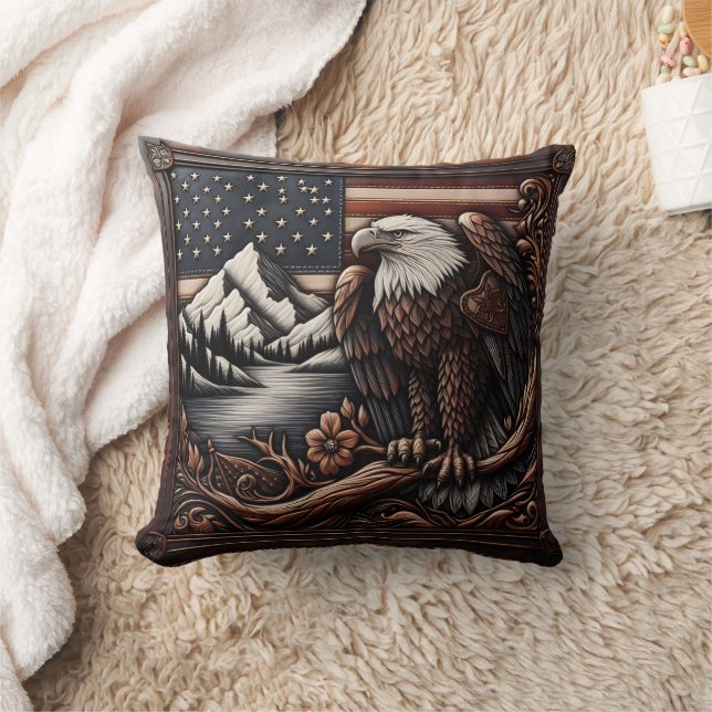 Majestic Eagle on American Flag Relief Arwork Kissen (Decke)