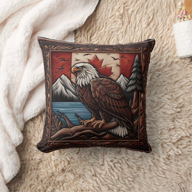 Majestic Eagle vor der kanadischen Landschaft Kissen (Decke)
