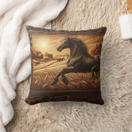 Majestic Galloping durch goldene Felder Kissen