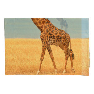 Majestic Giraffe: Masai Mara Trockensaison Kissenbezug