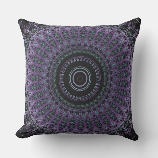 Majestic Lila Mandala Kissen (Vorderseite)