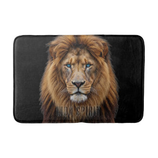 Majestic Lion Face with Blue Eyes | Wildlife Anima Badematte