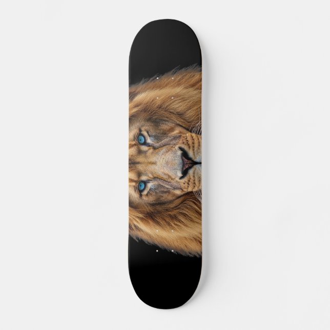 Majestic Lion Face with Blue Eyes | Wildlife Anima Skateboard (Vorderseite)