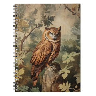 Majestic Owl in einem Wald Notizblock