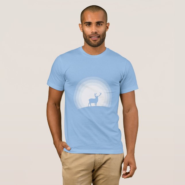 Majestic Stag Silhouette Under Lunar Light T-Shirt (Vorne ganz)