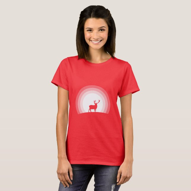 Majestic Stag Silhouette Under Lunar Light T-Shirt (Vorne ganz)