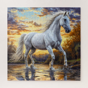 Majestic White Horping durch Wasser