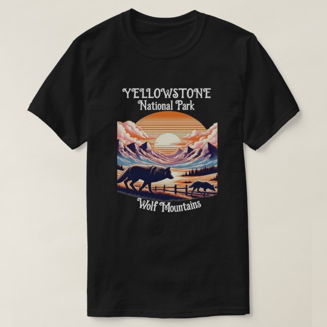 Majestic wolf Family in Meadow T-Shirt (Design vorne)