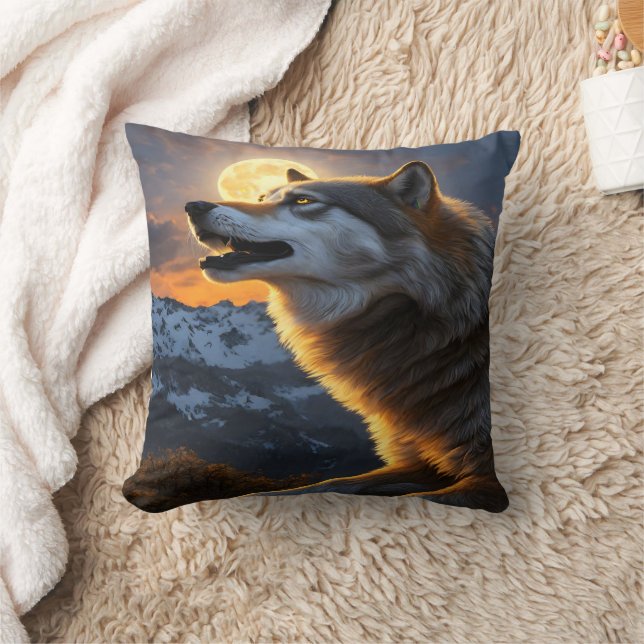 Majestic Wolf Howling unter Moonlit Sky Kissen (Decke)