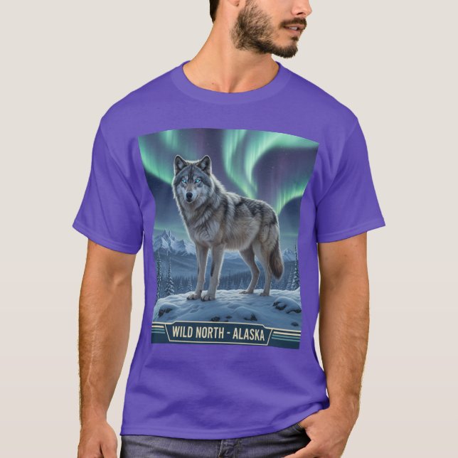 Majestic Wolf 🌌 ❄️ | Northern Lights Wildlife Art T-Shirt (Vorderseite)