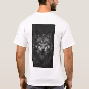 Majestic Wolf Portrait - Schwarz-Weiß-Atmosphäre T-Shirt