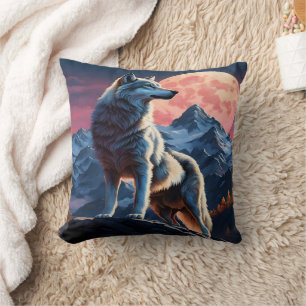 Majestic Wolf unter Vollmond. Kissen