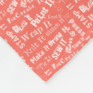 Maker Handarbeit Typografie Print White + Living C Fleecedecke