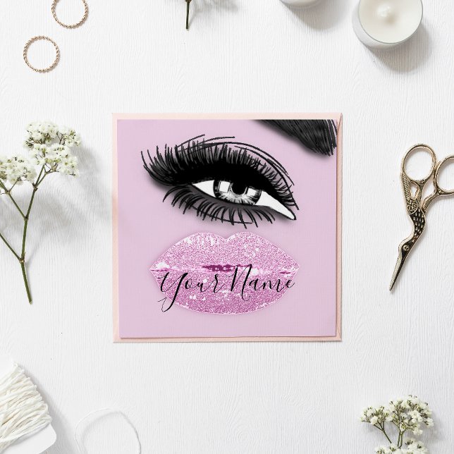 Makeup Lashes Pink Kiss Lips Logo QR Code Quadratische Visitenkarte (Von Creator hochgeladen)