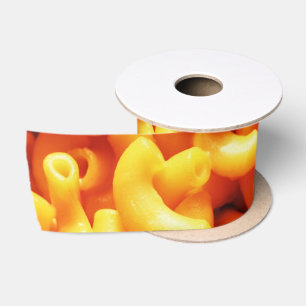 Makkaroni mit Käse auf Silk Band Satinband