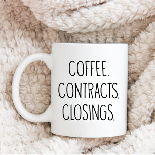 Makler Immobilienmakler KAFFEE VERTRÄGE ABSCHLUSS Kaffeetasse