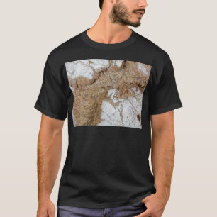 Makroaufnahme der Oberfläche von braunem Brot T-Shirt