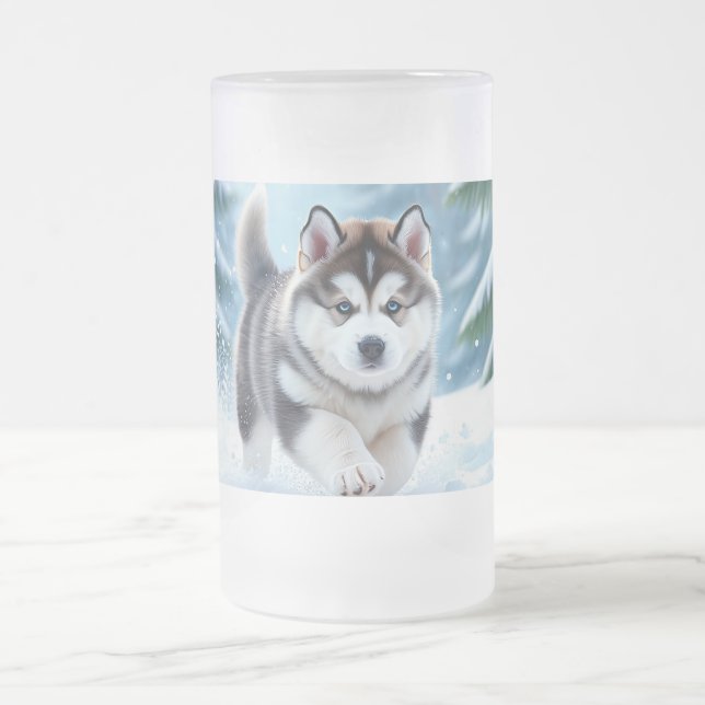 Malamute-Welpe im Schnee Mattglas Bierglas (Mittel)