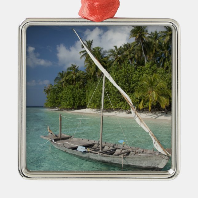 Malediven, North-Malé-Atoll, Insel Kuda Ornament Aus Metall (Vorne)