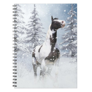 Malen Sie Pferd im Schnee Notizblock