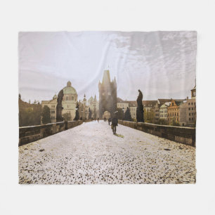 Malerei der Karlsbrücke in Prag bei Sonnenaufgang Fleecedecke