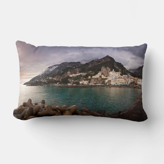 Malerische Amalfiküste, Italien Stadt am Meer Lendenkissen (Vorderseite)