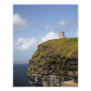 Malerische Klippen von Moher und O'Briens Turm. Fotodruck