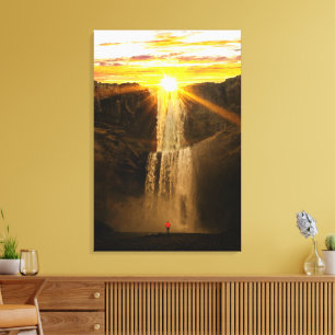 Malerische Natur - Wasserfall im Sonnenuntergang Leinwanddruck