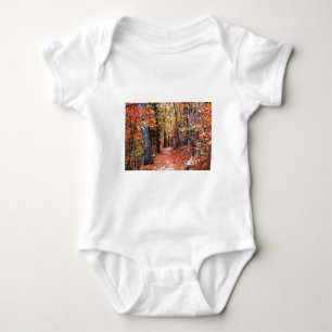 Malerische Waldspazierweg Wasserfarbengeschenke Baby Strampler