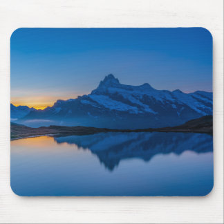 Malerischer Sonnenaufgang Blue Mountain Spiegelung Mousepad